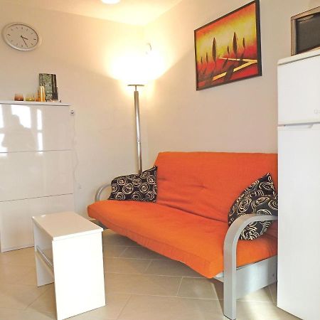 Apartment Honor Njivice Esterno foto